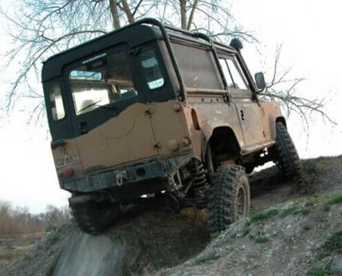 Defender 90 axle articulation